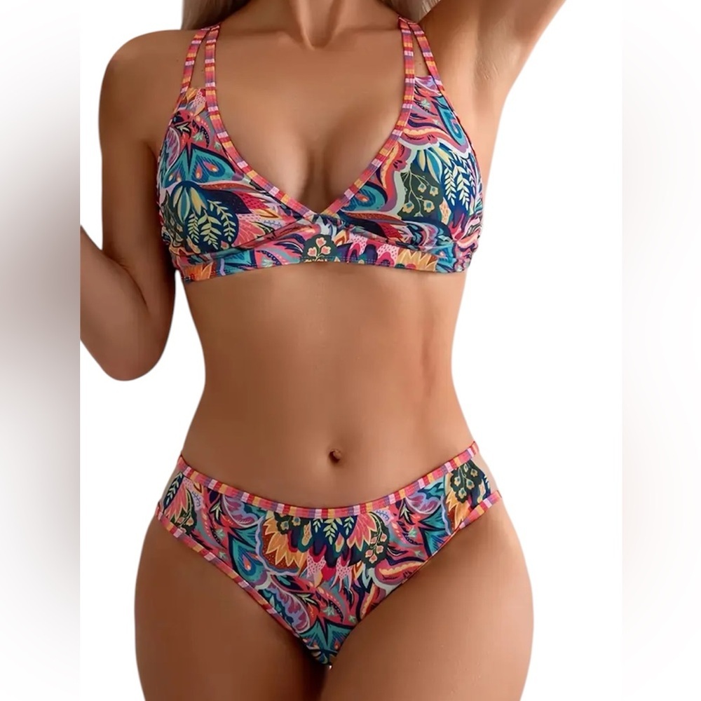 Colorful Women's Swimwear Set